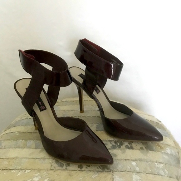 NEW STEVEN Madden Patent Pumps - Picture 5 of 8